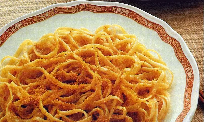 Taglierini s ořechy