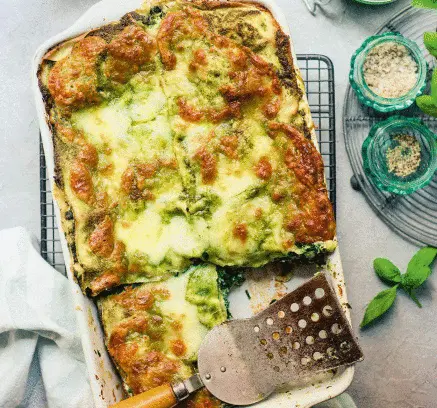 Lasagne se špenátem, ricottou a pestem