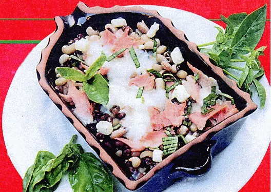 Zapékané fazole s mozzarellou a bazalkou
